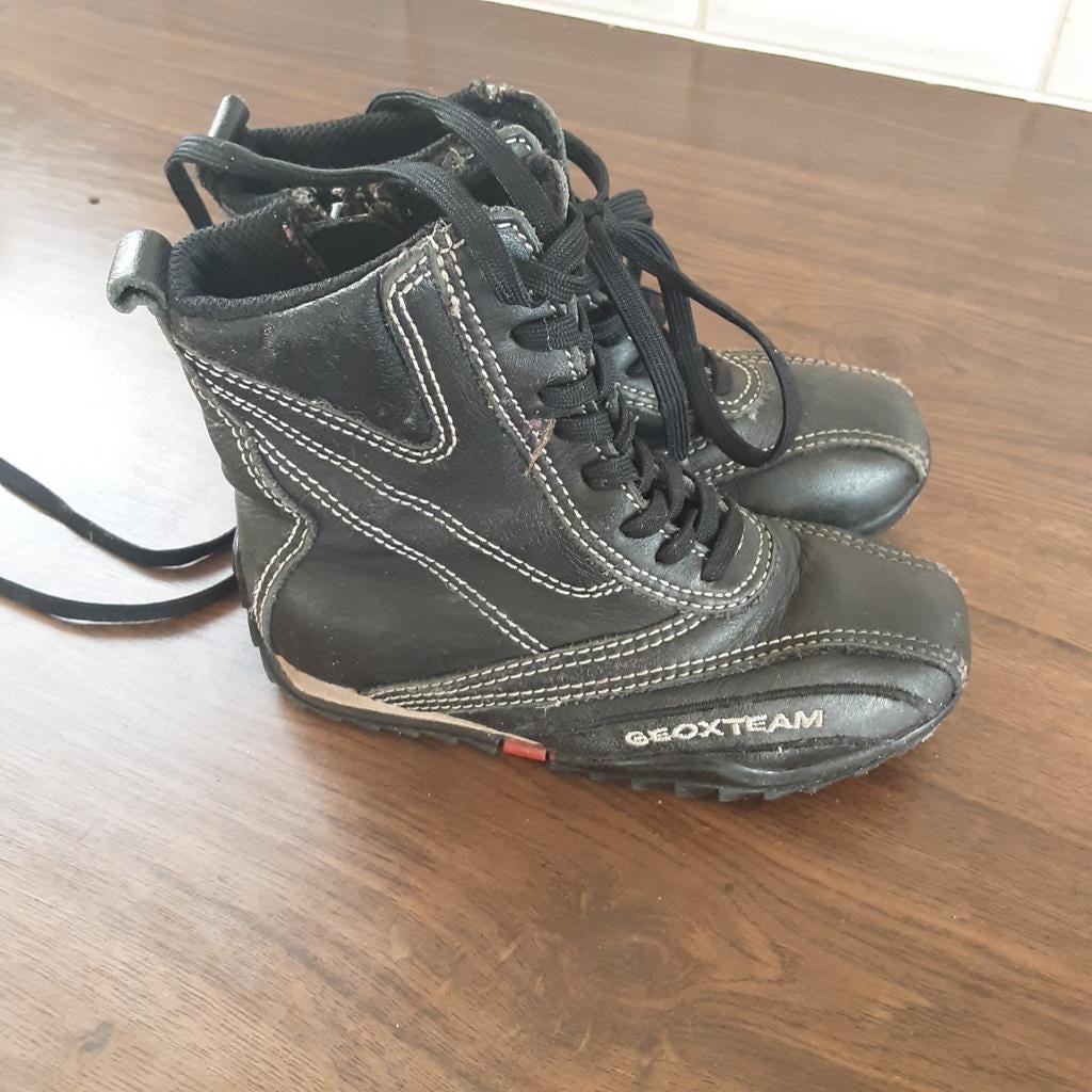 Lederen laarsjes maat 27
Merk Geox, Kinderen en Baby's, Ophalen of Verzenden, Zo goed als nieuw