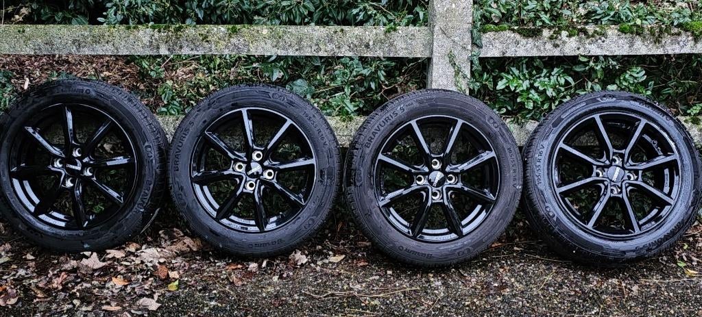 velgen met band zwart merk dezent 195/55R16V lag onder opel, Autos : Pièces & Accessoires, Pneus & Jantes, Jante(s), Enlèvement