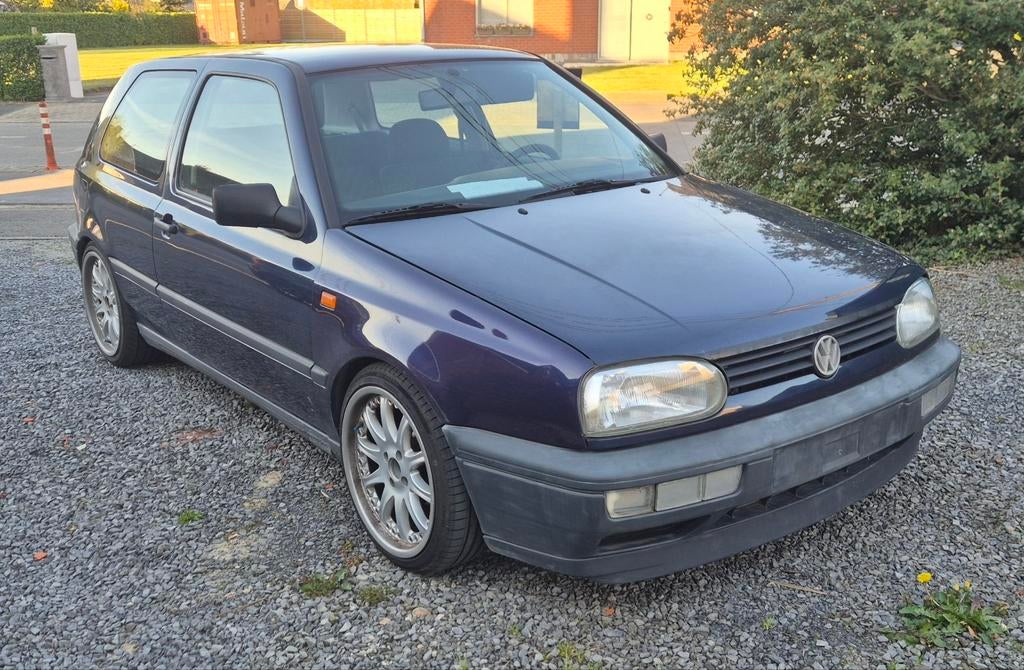 VW golf 3 Boston edition 1994 1.8 benzine, Auto's, Volkswagen, Voorwielaandrijving, 4 cilinders, Blauw, Handgeschakeld