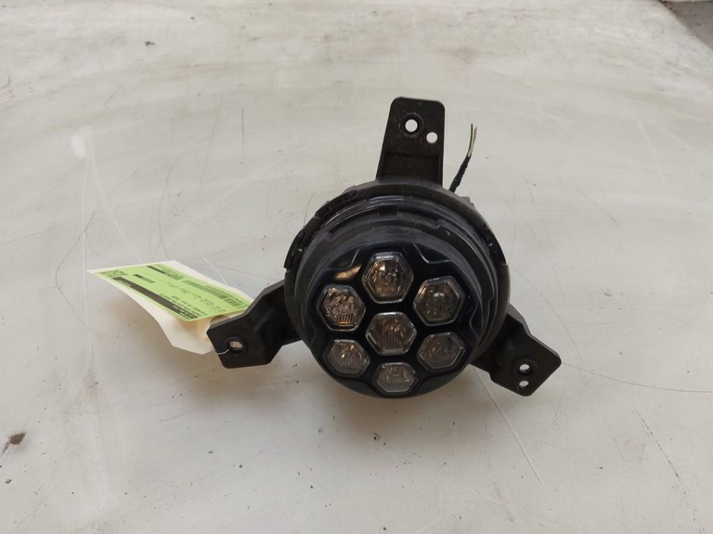 FEU DE JOUR DROIT Hyundai i10 (01-2019/-) (|92208K7100|), Hyundai Motor Deutschland GmbH, Kaiserleipromenade 5
63067  Offenbach am Main, DE