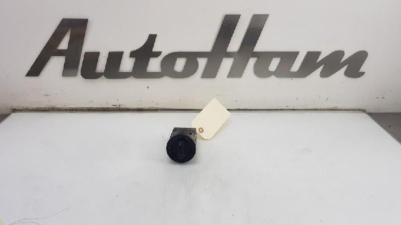INTERRUPTEUR D'ECLAIRAGE Skoda Fabia II Combi, Utilisé, Skoda