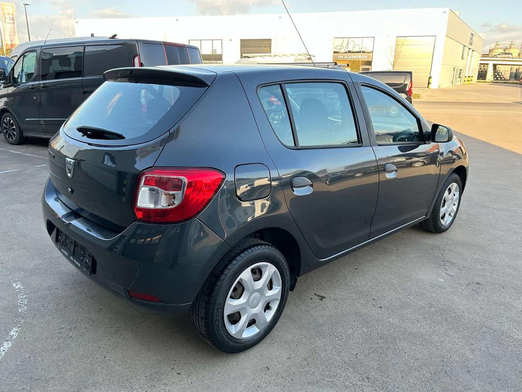 Dacia Sandero 1.2 benzine 54 kw zeer nette staat zie foto's, Auto's, Stof, Gebruikt, 4 cilinders, Blauw
