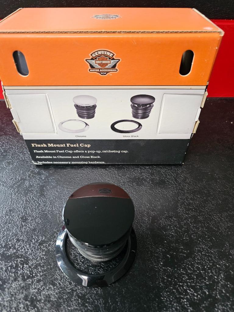 BOUCHON D'ESSENCE HARLEY DAVIDSON (SYSTÈME CLICK AWAY), Motos, Pièces | Harley-Davidson, Utilisé, Enlèvement ou Envoi