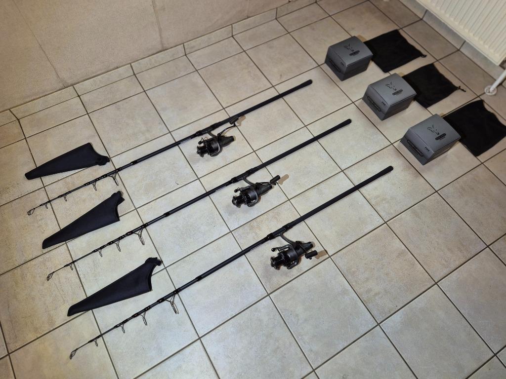 Fox Eos Pro Set 3 Hengels 13 ft 3.5 lb + 3 Molens 10.000 Pro, Watersport en Boten, Hengelsport | Karpervissen, Ophalen, Nieuw