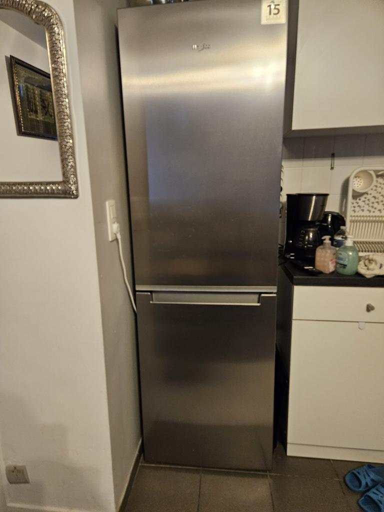 Frigo Whirlpool, Enlèvement, Comme neuf, Avec compartiment congélateur