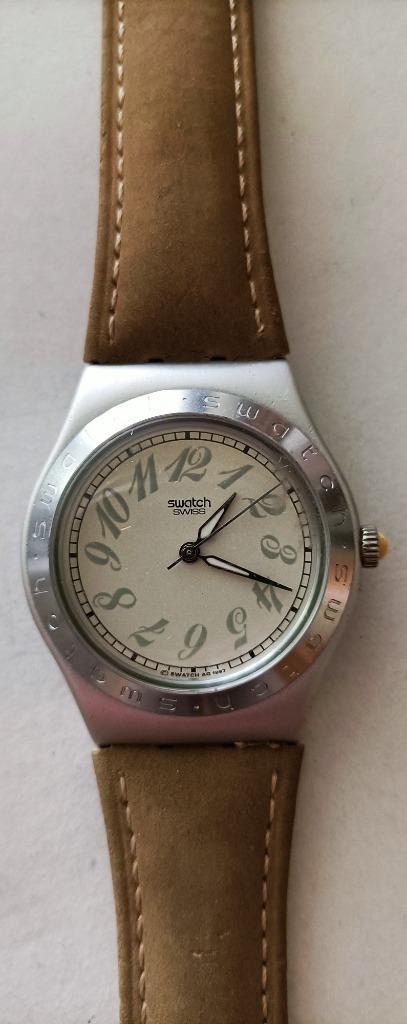 Montre SWATCH Irony Medium YLS1006 Parousia neuve, boite, Enlèvement ou Envoi, Neuf