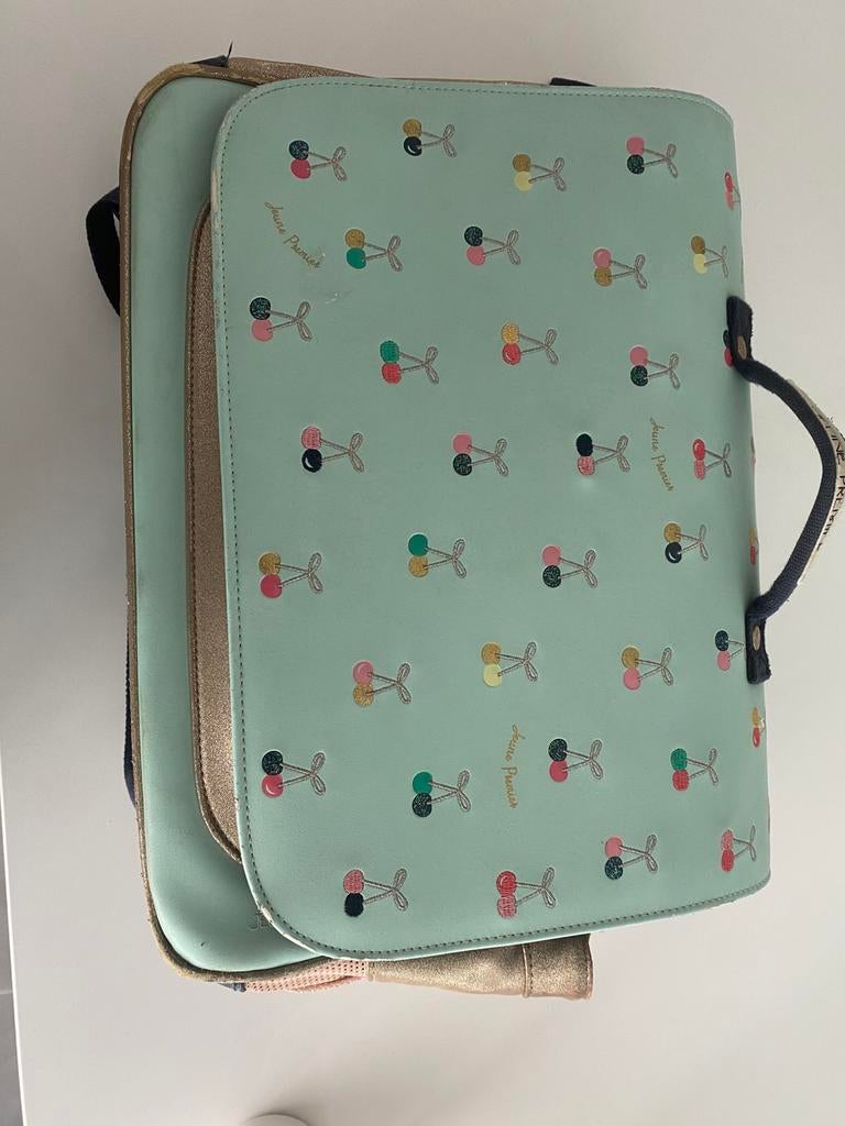 sacoche le jeune premier, Enlèvement, Comme neuf