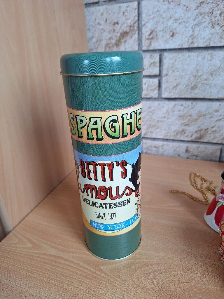 Betty Boop Betty's beroemde spaghettidoos, Ophalen of Verzenden, Nieuw, Mens
