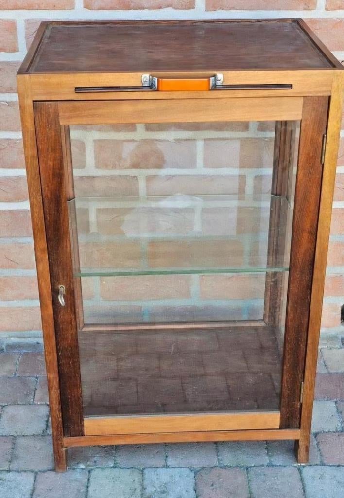 Vitrine de comptoir en verre antique, Enlèvement