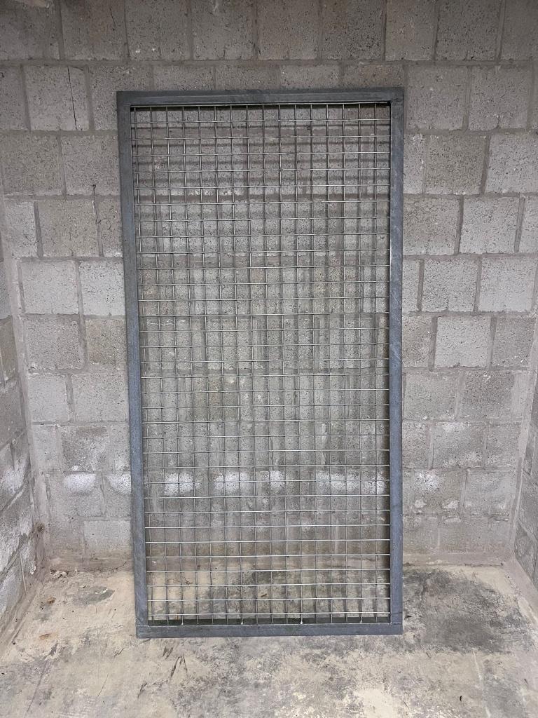 Gegalvaniseerde rooster, Ophalen, Zo goed als nieuw