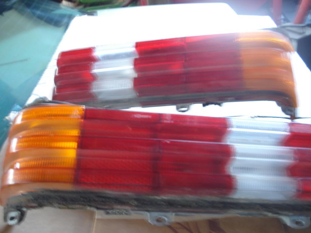 2 feux arrière et phares complets (okkasie MERCEDES W123), Autos : Pièces & Accessoires, Enlèvement ou Envoi, Utilisé, Mercedes-Benz