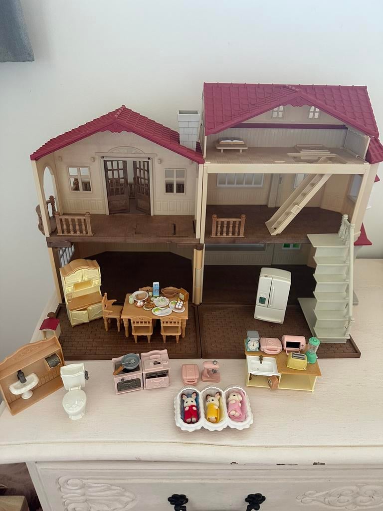 Sylvanian families, Kinderen en Baby's, Speelgoed | Poppenhuizen, Zo goed als nieuw, Poppenhuis, Ophalen