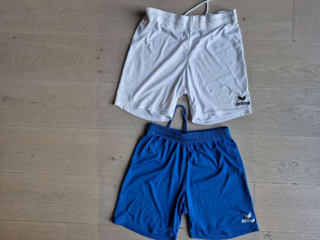 voetbalbroekjes Erima maten 3 (1) + 4 (2x), Maat XS of kleiner, Ophalen of Verzenden, Gebruikt, Broek