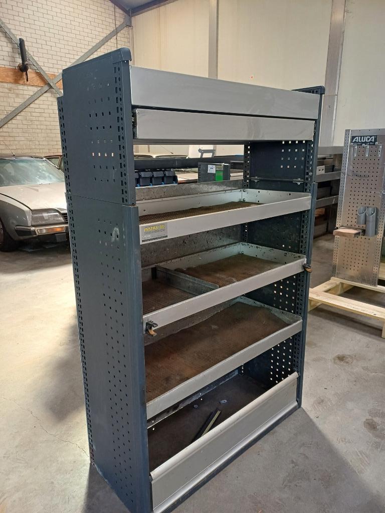 BOTT KAST(1051) L 103 B 43 H 161 PRIJS € 275, Ophalen, Zo goed als nieuw