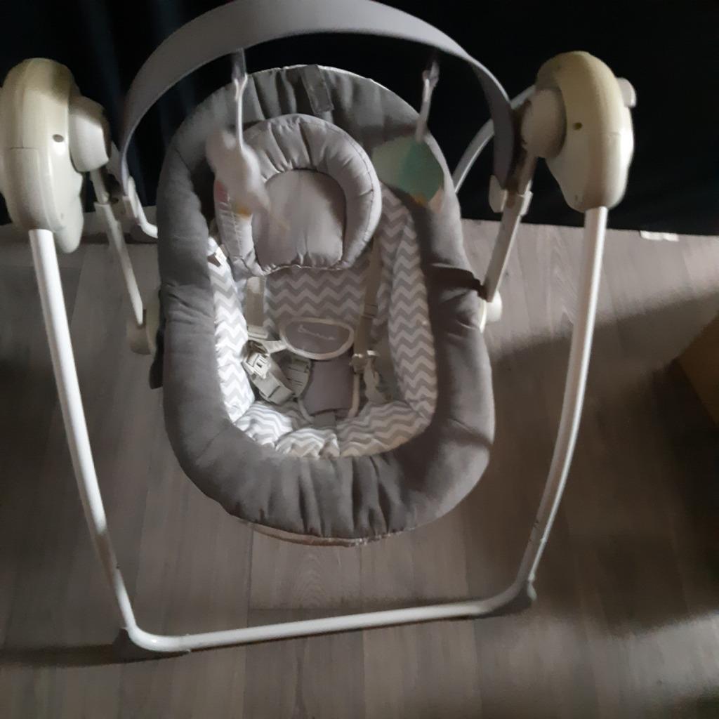 balancelle bébé, Enlèvement, Utilisé, Avec ceinture(s)