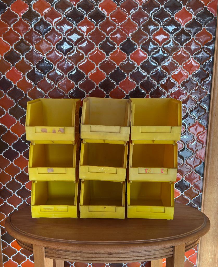 Opslagbakken, Ophalen, Gebruikt, Krat