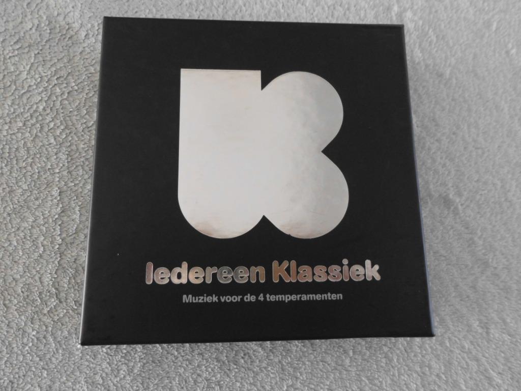KLARA - Iedereen Klassiek (8 CD Box), Cd's en Dvd's, Cd's | Klassiek, Ophalen of Verzenden, Zo goed als nieuw, Overige typen, Boxset