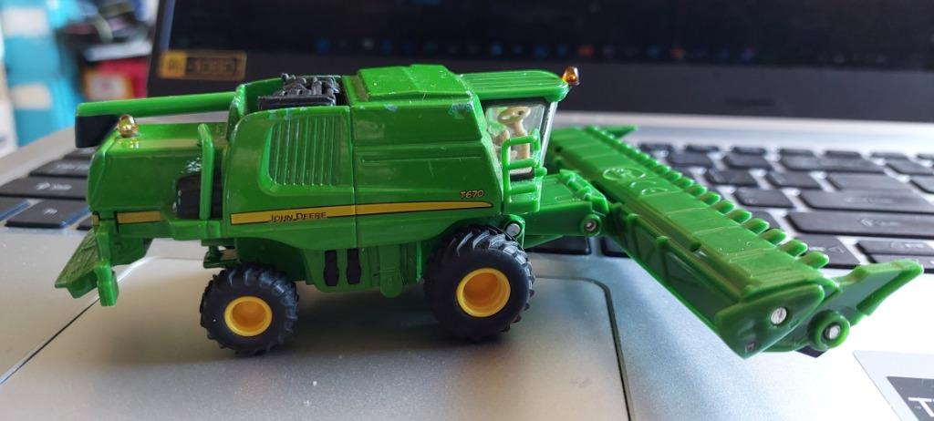 LK 0825 SIKU FARMERS COMBINENT 1/87., Envoi, Comme neuf, Grue, Tracteur ou Agricole, SIKU
