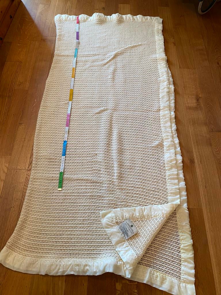 Vintage ecru 100% wollen bedsprei van Early’s of Witney, Huis en Inrichting, Slaapkamer | Beddengoed, Ophalen, Gebruikt, Tweepersoons