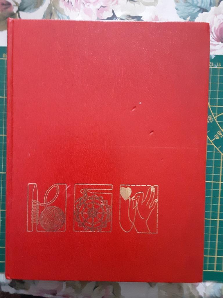 Hobbyboeken, Boeken, Diverse auteurs, Ophalen of Verzenden, Zo goed als nieuw, Borduren en Naaien