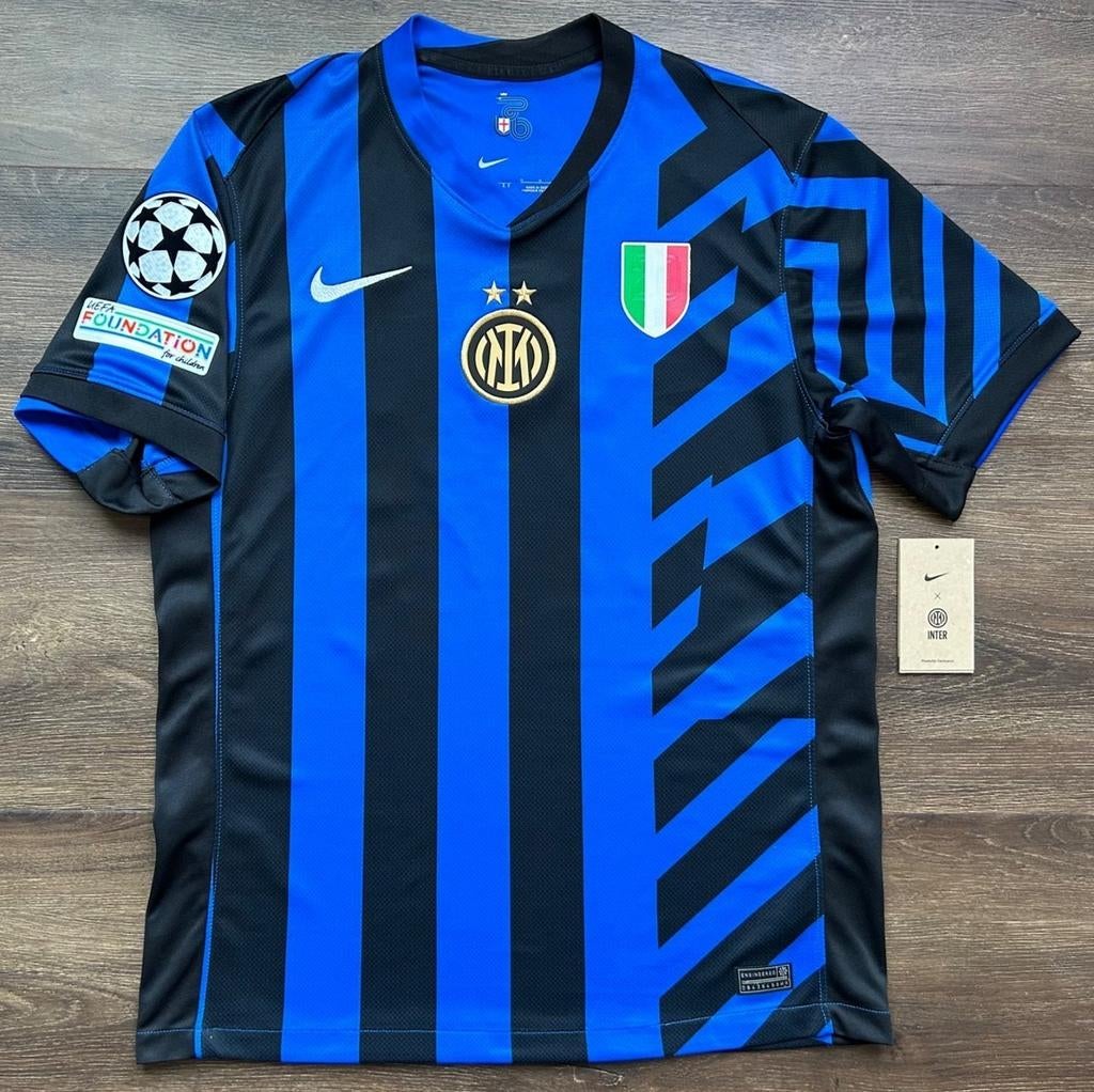 Inter Milan Voetbalshirt Origineel Nieuw 2025, Sport en Fitness, Voetbal, Ophalen of Verzenden, Zo goed als nieuw
