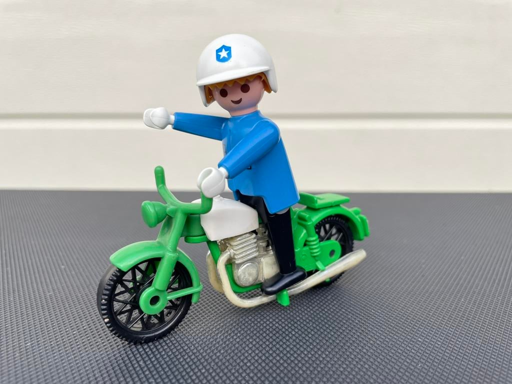Moto en agent playmobil vintage retro, Kinderen en Baby's, Speelgoed | Playmobil, Ophalen of Verzenden, Gebruikt, Los Playmobil