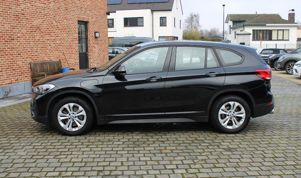 BMW X1 1.5iA xDrive25e PHEV Automaat Bwj 05/2021 46000km!!, Stof, Zwart, USB, 5 zetels