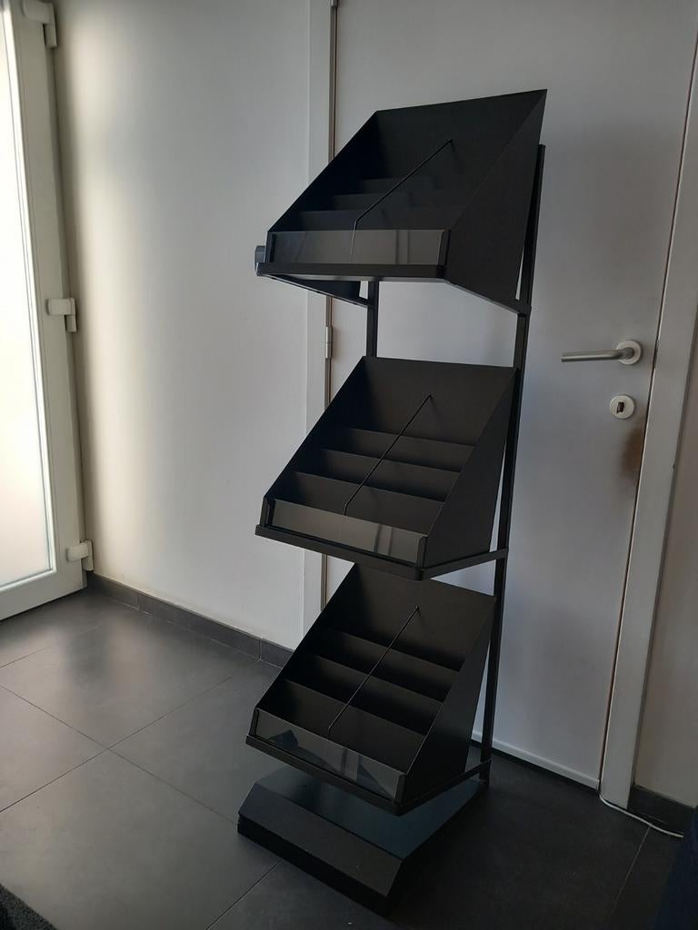 Rek, presentatierek, winkel, kantoor,...  zwart metaal, Ophalen, Gebruikt, Inrichting