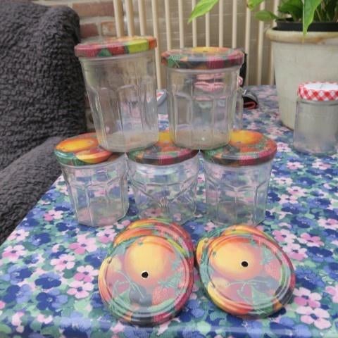 Confituurpotjes normaal motief fruit 2 voor 1€, Ophalen of Verzenden, Nieuw, Glas, Overige typen