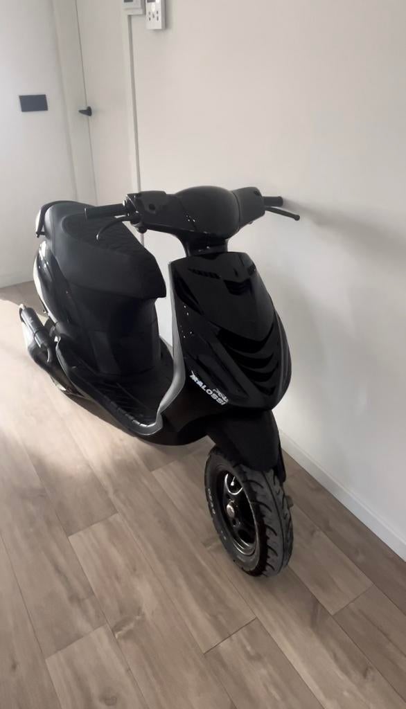 Zip 70 2t, Fietsen en Brommers, Ophalen