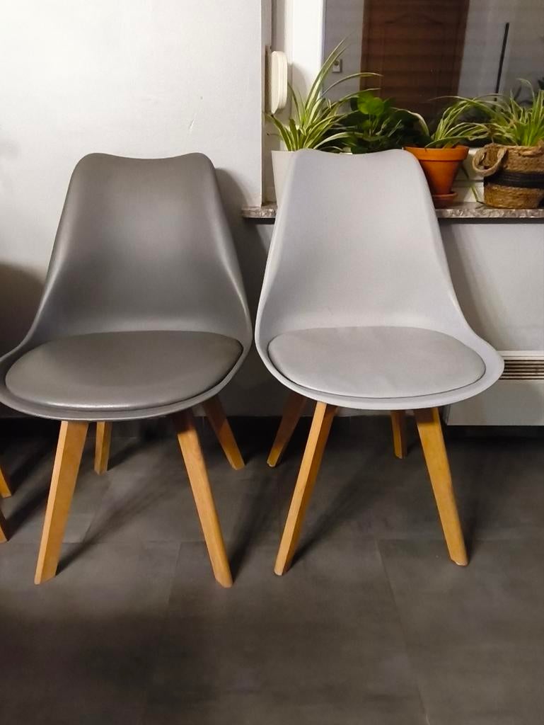 Belles chaises scandinaves grises - 6 dispos, Maison & Meubles, Chaises, Enlèvement