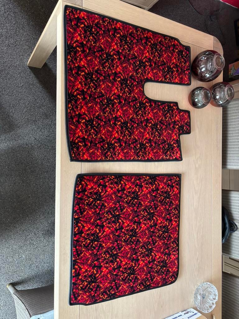 Deense pluche vloermatten + deurpanelen MAN TGX, Auto-onderdelen, Ophalen, Gebruikt, MAN, Interieur en Bekleding