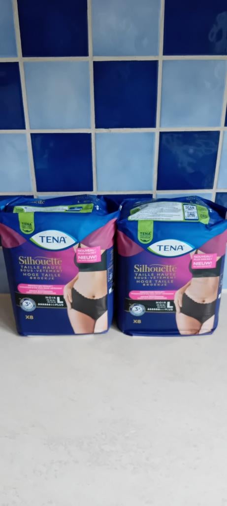 2 paquets de culottes noires Tena Silhouette taille L, Enlèvement ou Envoi, Neuf