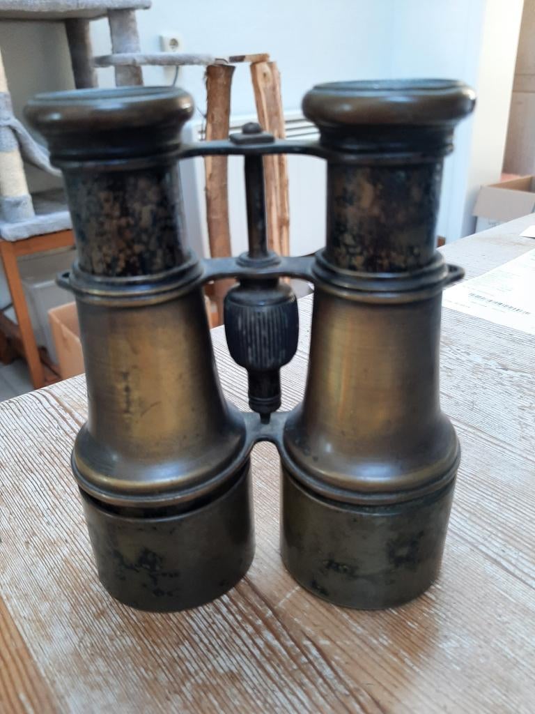 verrekijker, Enlèvement