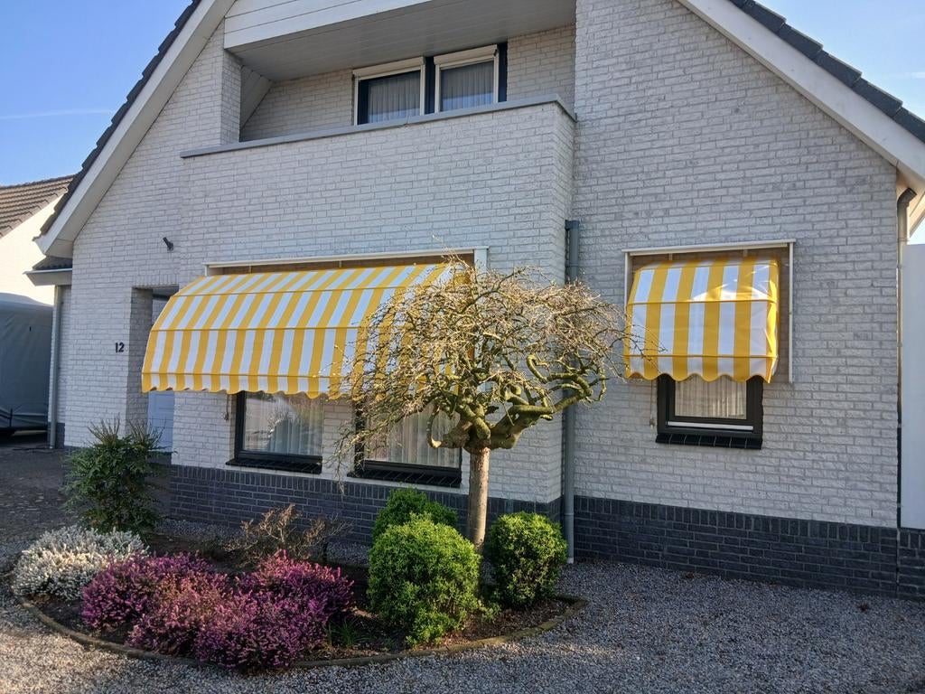 Nieuwe zonweringdoeken op uw oude zonwering met montage., Tuin en Terras, Ophalen of Verzenden