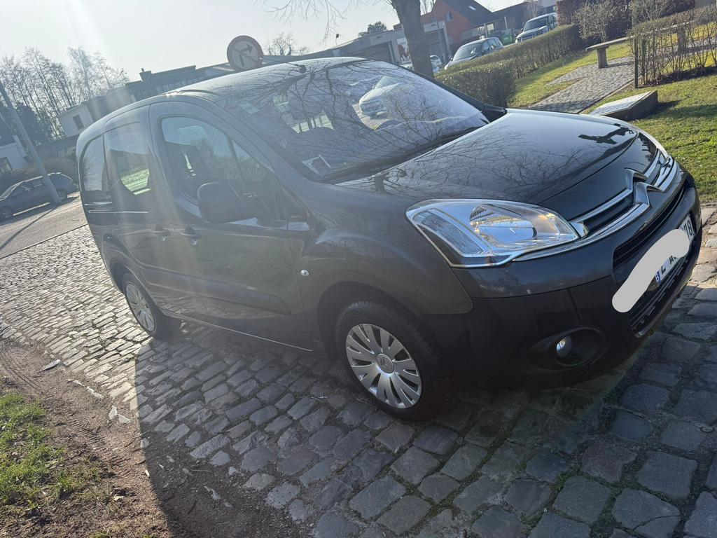 Citroën Berlingo AUTOMATIQUE 66 000 km, Autos, Carnet d'entretien, Berlingo, Automatique, Particulier