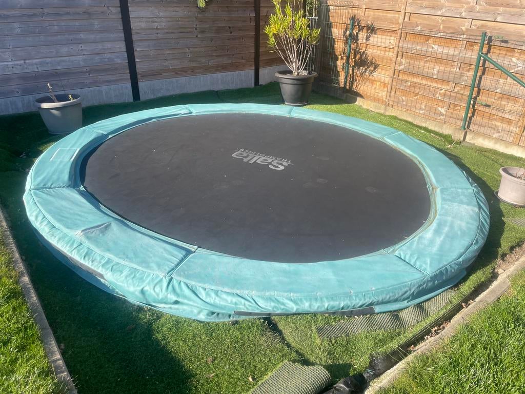 Trampoline ground 366cm, met kleine schade, zelf demontern, Kinderen en Baby's, Speelgoed | Buiten | Trampolines, Ophalen