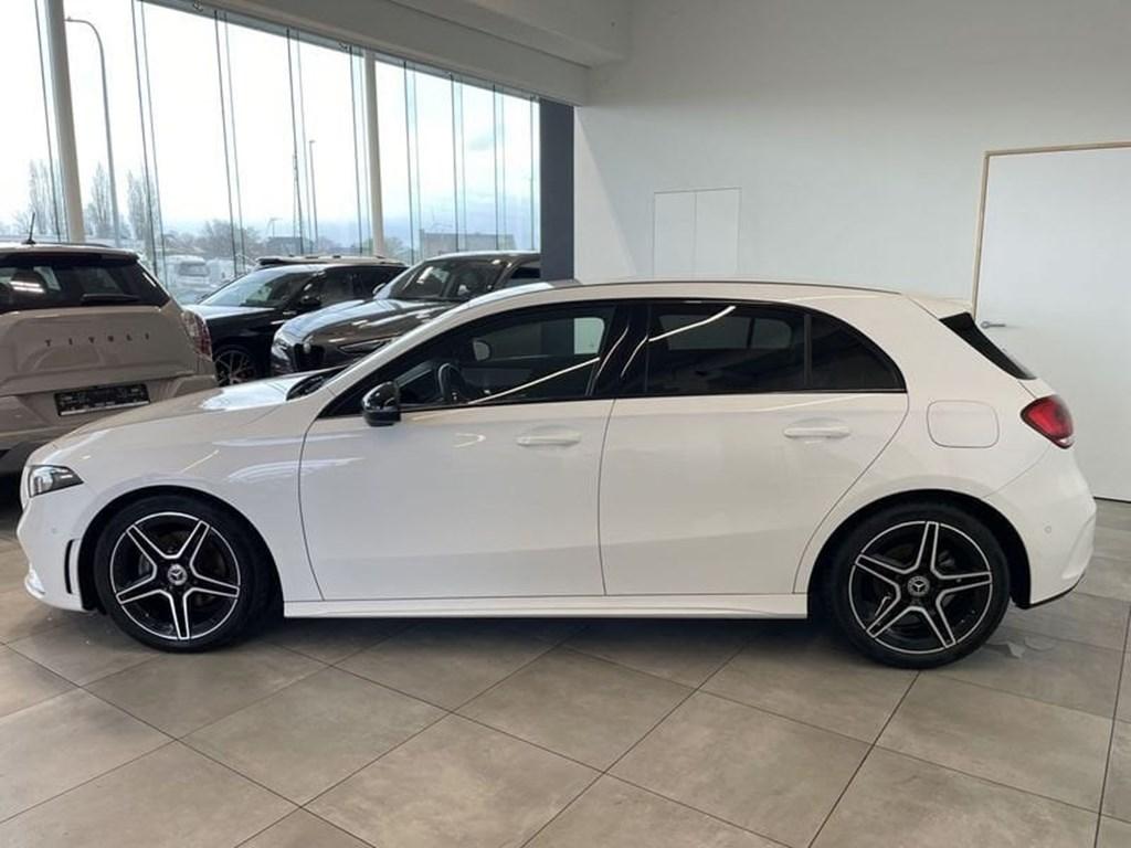 Mercedes-Benz A AMG Pakket / Digital dash / Automaat / Head, Auto's, Mercedes-Benz, Automaat, 116 pk, 5 deurs, 111 g/km