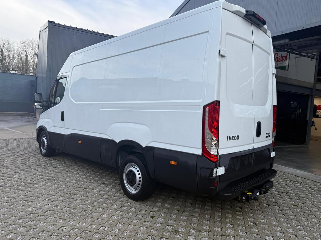 Iveco Daily 3,0 diesel - 3500 kg sleep/Automaat - 22231€+b, Auto's, Overige Auto's, 4 deurs, Stof, Wit, Bedrijf