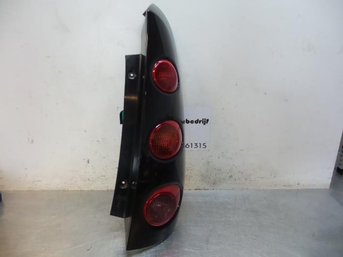 Achterlicht rechts van een Smart Forfour, Gebruikt, -, -, Ophalen of Verzenden