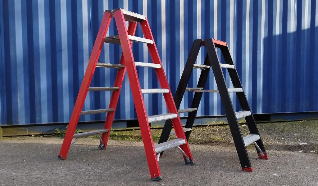 Escabeaux doubles en ALU 3/12 , Altrex Petry Solid Wurth, Bricolage & Construction, Enlèvement ou Envoi, Escalier