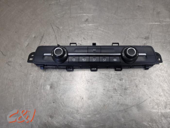 Airco bedieningspaneel van een Toyota Pro-Ace, Gebruikt, -, -, Ophalen of Verzenden