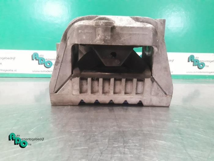 Support moteur d'un Volkswagen Jetta (Jetta 05-), Volkswagen, -, 3 mois de garantie, Utilisé