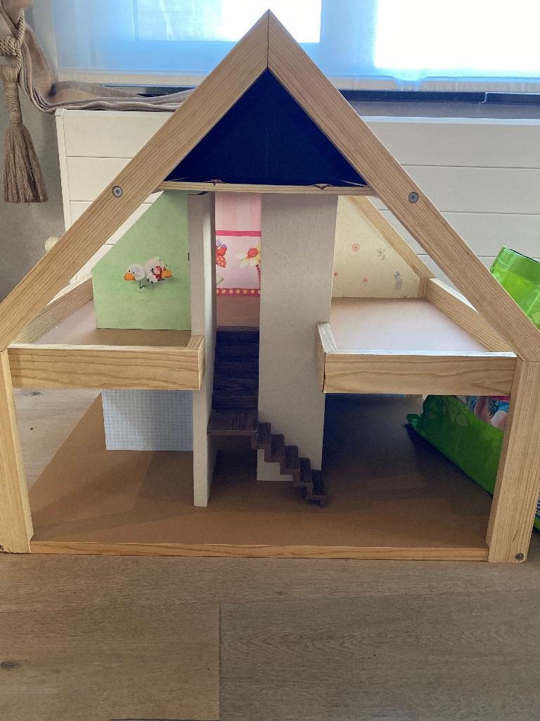 Poppenhuis met toebehoren, Verzamelen, Poppenhuizen en Toebehoren, Ophalen, Gebruikt, Poppenhuis