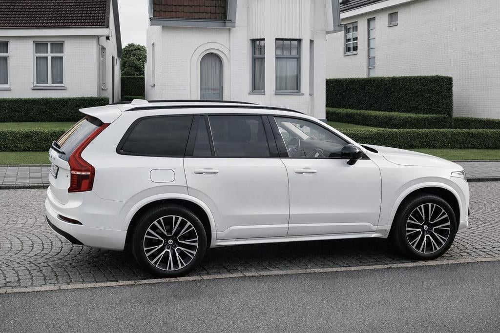Xc90 t8 hybride plus dark, Autos, Volvo, Particulier, XC90, Attache-remorque, Hybride Électrique/Essence, Cuir, Entretenue par le concessionnaire