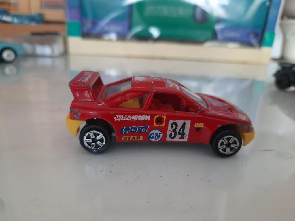 Majorette Peugeot 405 rouge, Hobby & Loisirs créatifs, Enlèvement ou Envoi, Utilisé, Voiture, Majorette