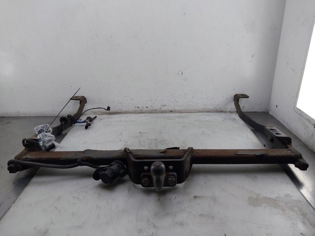 ATTELAGE REMORQUE Opel Vivaro (01-2014/12-2019) (|95599466|), Autos : Pièces & Accessoires, Opel, Opel Automobile GmbH, Utilisé