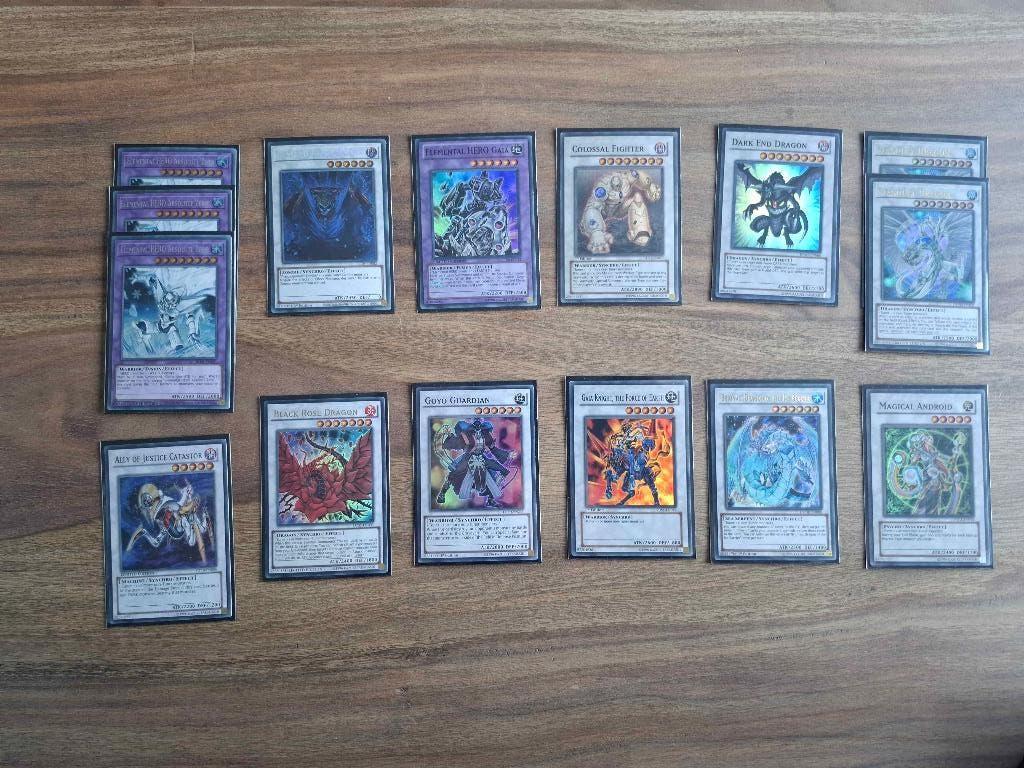 Yu-Gi-Oh! Deck - Zombies, Hobby & Loisirs créatifs, Jeux de cartes à collectionner | Yu-gi-Oh!, Enlèvement, Comme neuf, Deck game