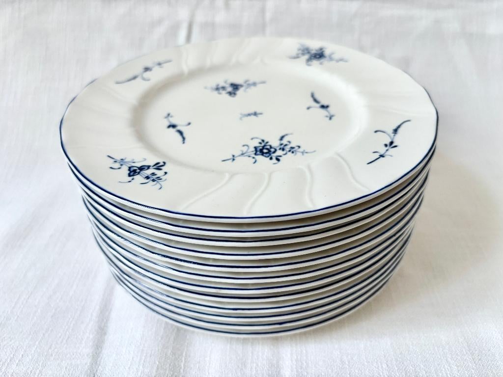 Vieux Luxembourg - Ontbijt-/ dessertbord, Neuf, Assiettes(s), Enlèvement ou Envoi, Autres styles