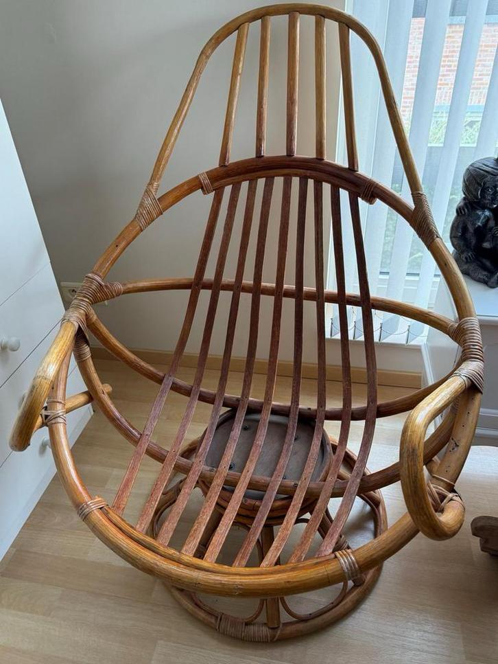 Rieten stoel, Huis en Inrichting, Stoelen, Ophalen, Overige kleuren, Riet of Rotan, Zo goed als nieuw